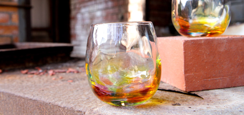 虹色しずく型グラス