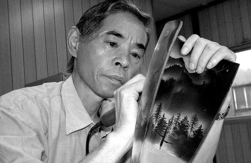 弊社代表：副島太郎