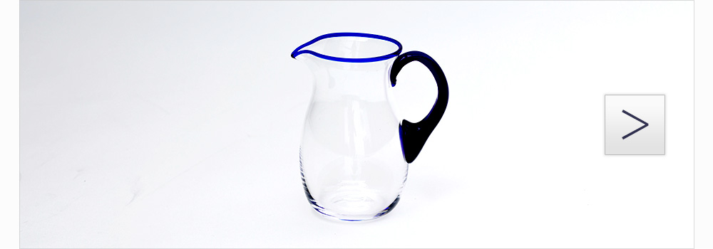 ピッチャー・水差し・他：水差しや風鈴など